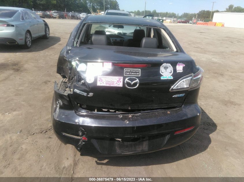 2013 MAZDA 3 4D I SV 0JM1BL1W8D1823012