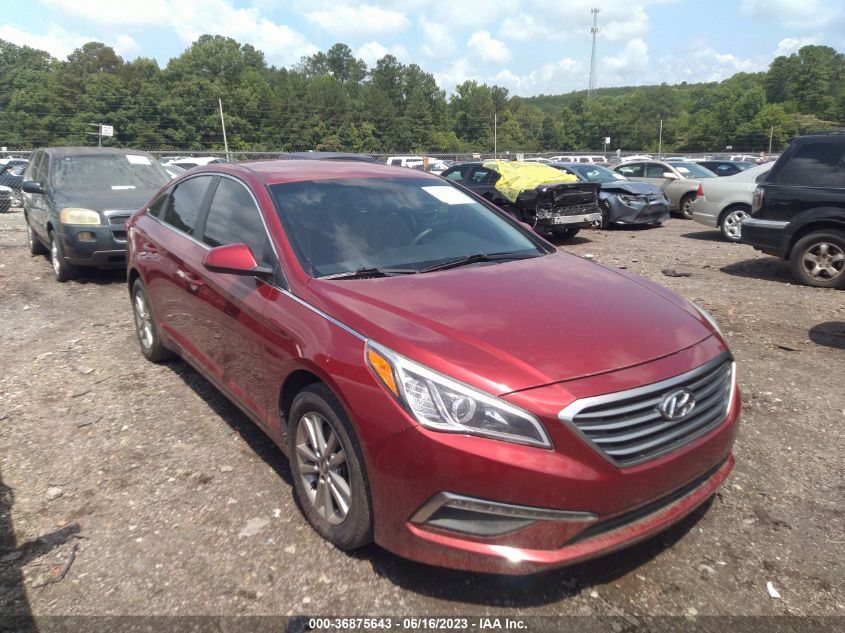 2015 HYUNDAI SONATA 2.4L SE - 5NPE24AF2FH081427