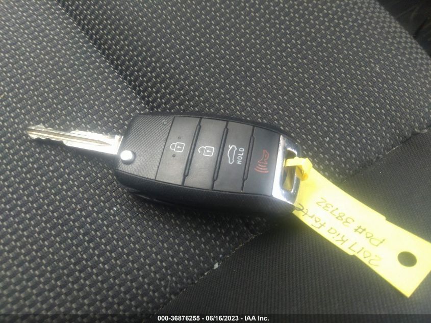 2017 KIA FORTE LX - 3KPFK4A75HE018150