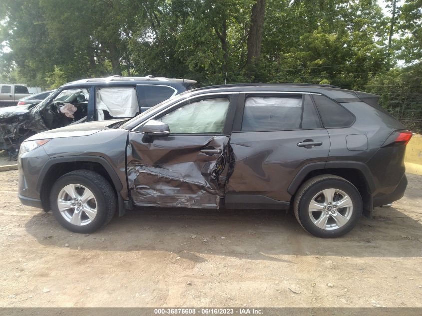 2019 TOYOTA RAV4 XLE - JTMP1RFV9KJ003348