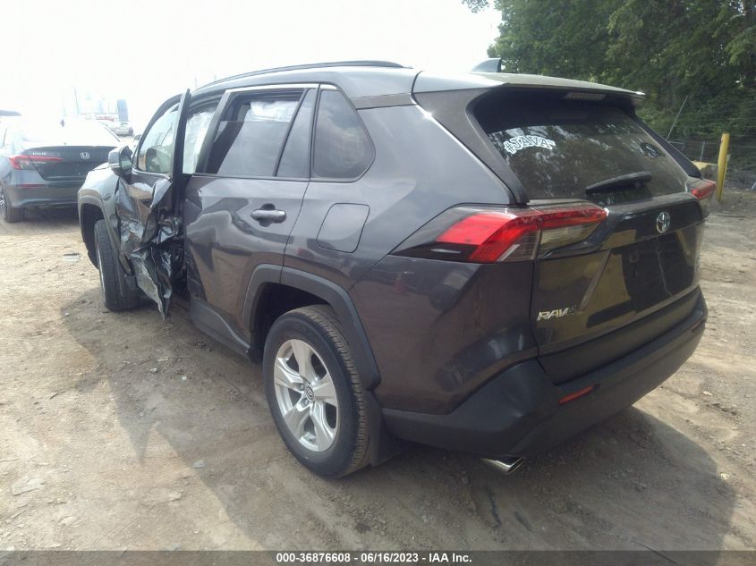 2019 TOYOTA RAV4 XLE - JTMP1RFV9KJ003348