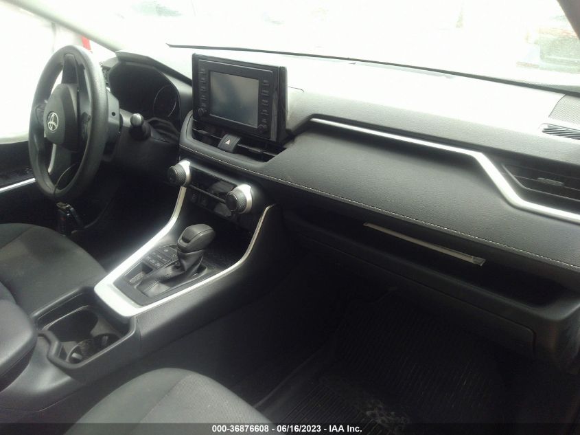 2019 TOYOTA RAV4 XLE - JTMP1RFV9KJ003348