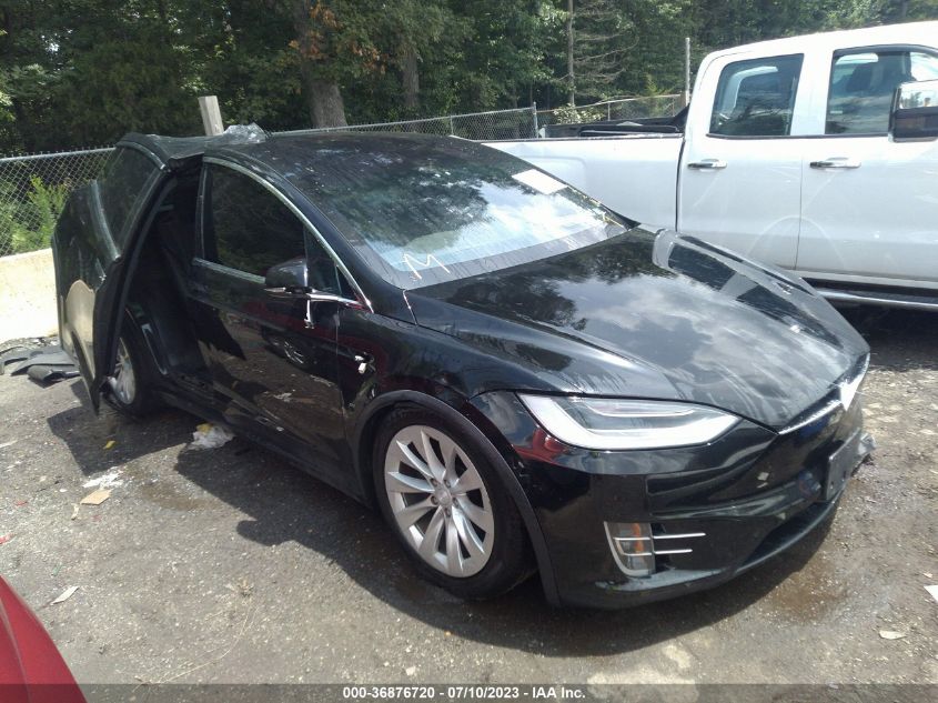 5YJXCBE25HF077553 TESLA MODEL X 90D/75D/100D 2017