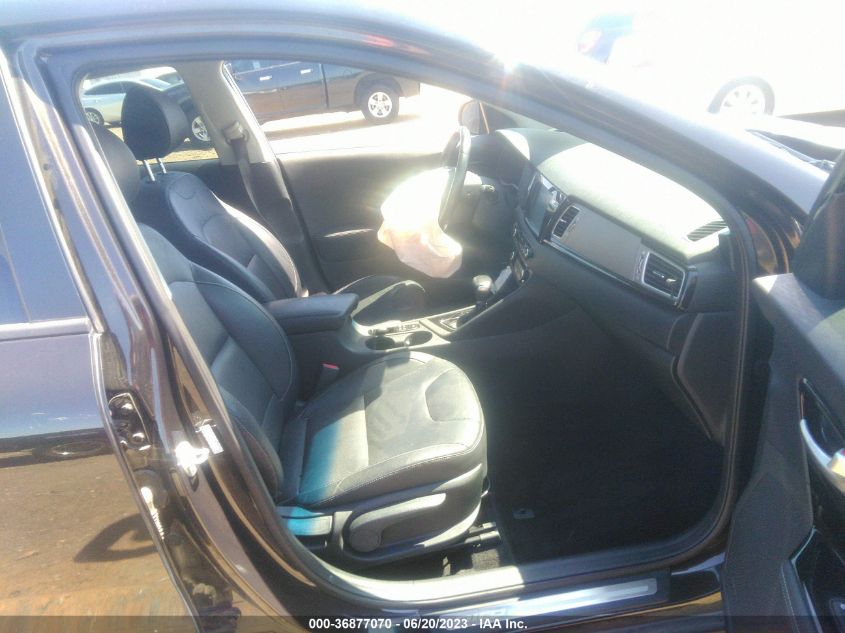 2017 KIA NIRO TOURING - KNDCE3LC8H5051864