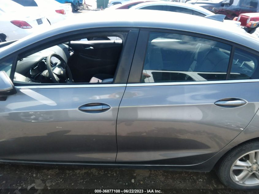 2018 CHEVROLET CRUZE LT - 1G1BE5SM4J7140478