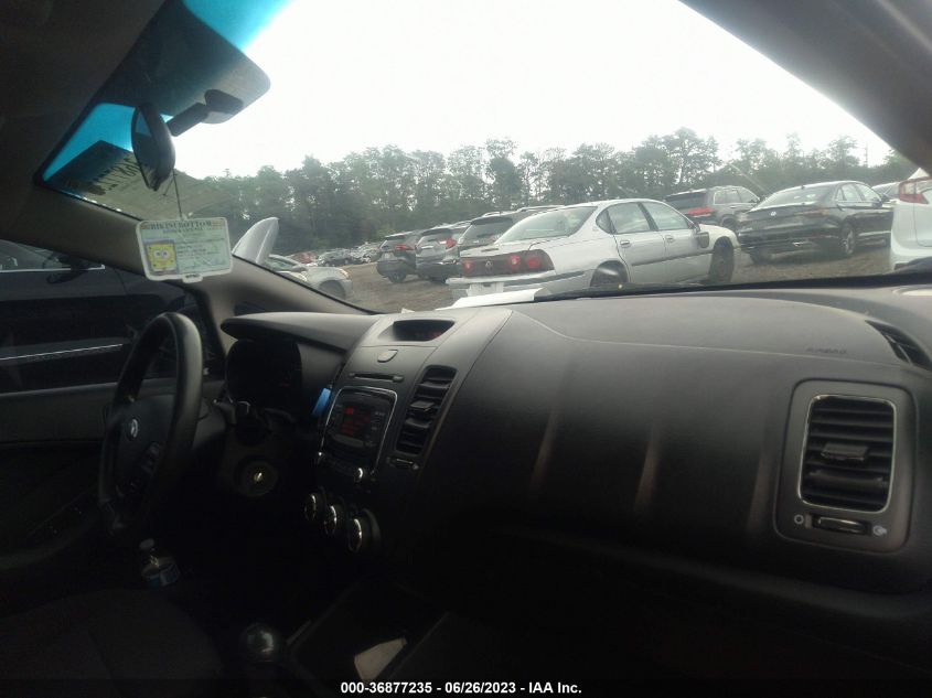 2017 KIA FORTE LX - 3KPFK4A76HE034213