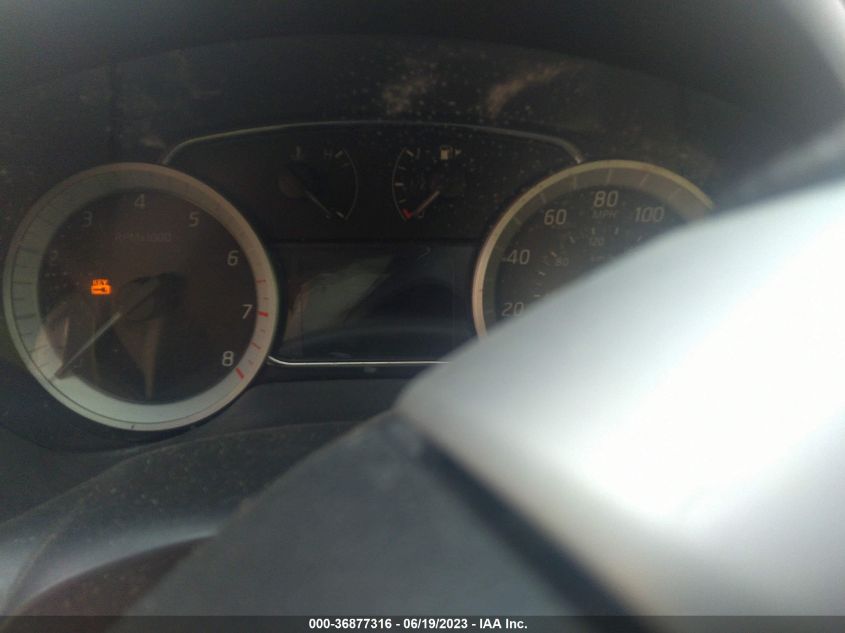 2015 NISSAN SENTRA SR - 3N1AB7AP2FY335734