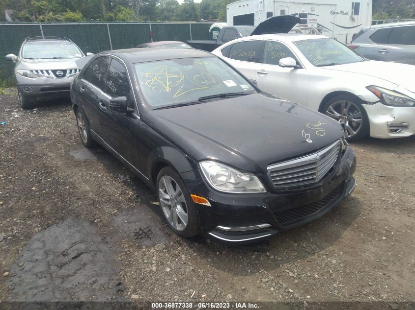 2013 MERCEDES-BENZ C-CLASS C 300 - WDDGF8AB4DG150191