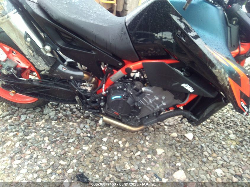 2022 KTM 890 DUKE R VBKTU9407NM830201