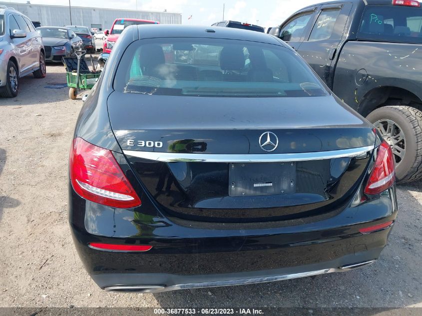 2019 MERCEDES-BENZ E-CLASS E 300 - WDDZF4JB6KA561531