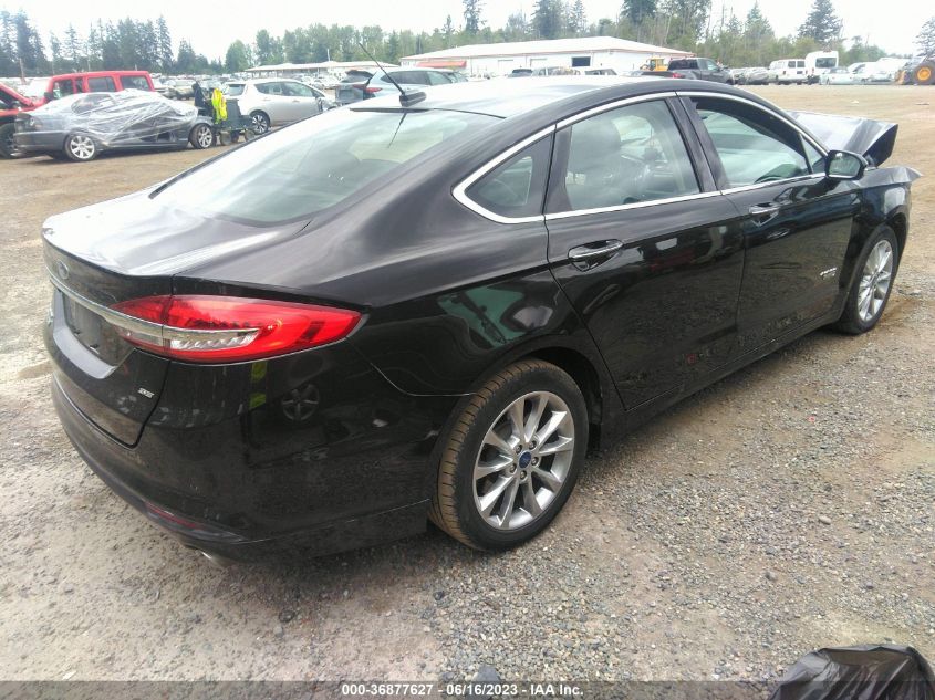 2017 FORD FUSION ENERGI SE - 3FA6P0PU4HR414172