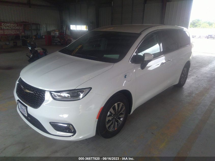 2023 CHRYSLER PACIFICA HYBRID TOURING L - 2C4RC1L74PR579944