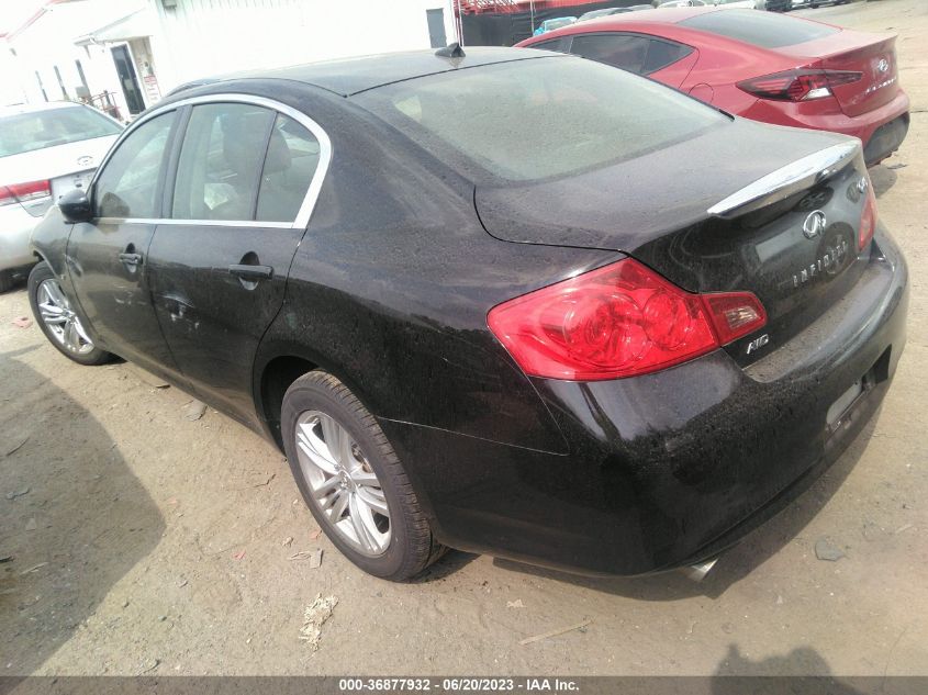 2015 INFINITI Q40 JN1CV6AR0FM651115