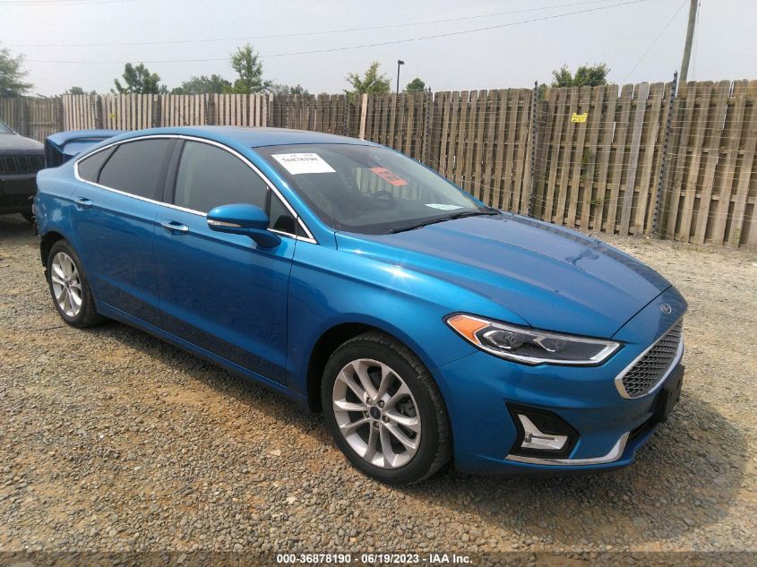 2019 FORD FUSION ENERGI TITANIUM - 3FA6P0SU4KR194448