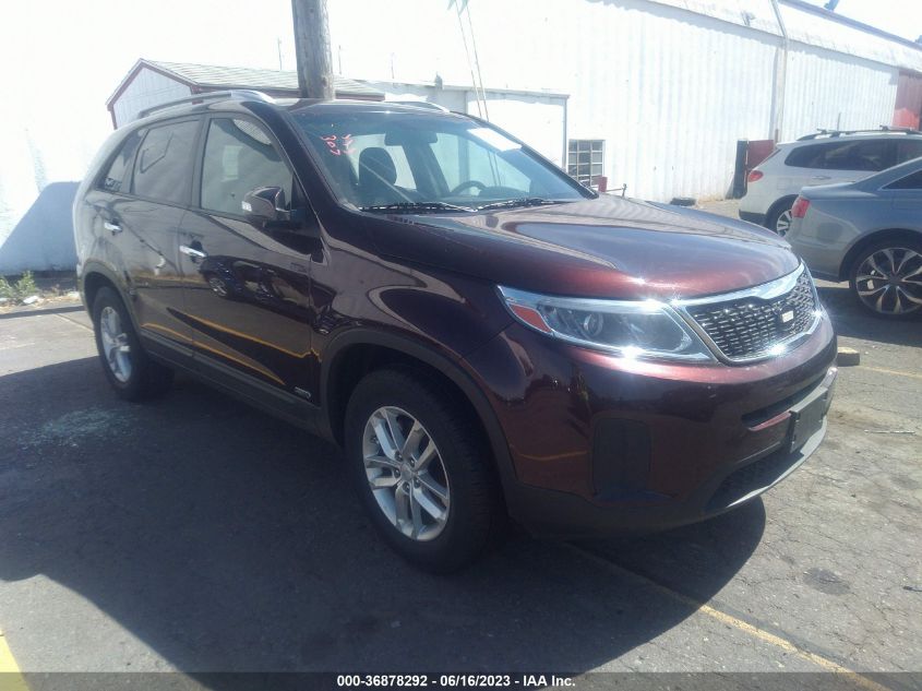 2015 KIA SORENTO LX - 5XYKTDA72FG631581