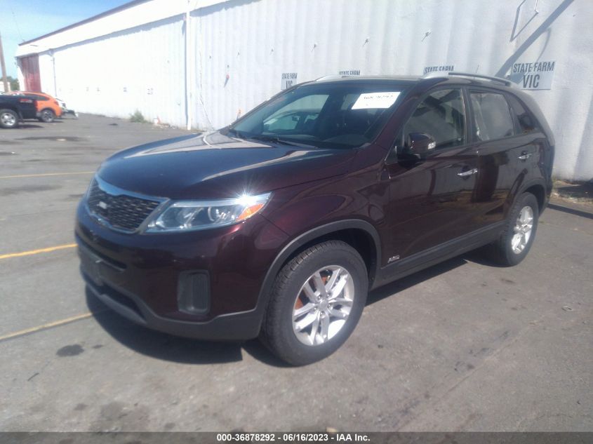 2015 KIA SORENTO LX - 5XYKTDA72FG631581