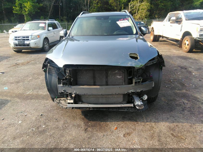 2018 VOLVO XC90 MOMENTUM - YV4102PK0J1344606