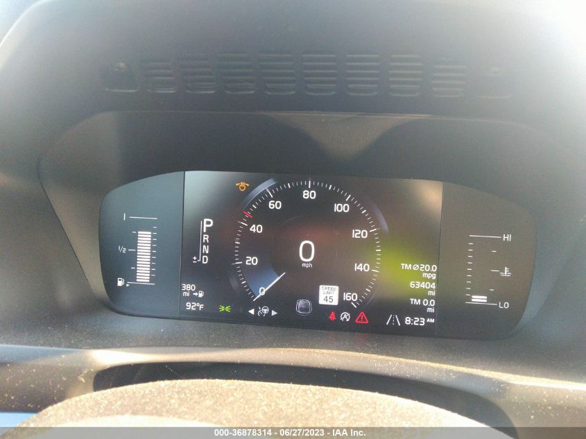 2018 VOLVO XC90 MOMENTUM - YV4102PK0J1344606