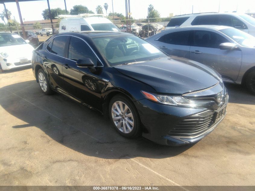2020 TOYOTA CAMRY HYBRID LE - 4T1E31AK6LU017137