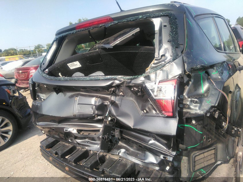 VIN 1FMCU0F75HUE32220 2017 FORD ESCAPE S