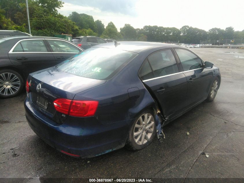 2014 VOLKSWAGEN JETTA SEDAN SE W/CONNECTIVITY/SUNROOF - 3VWD07AJ2EM380395