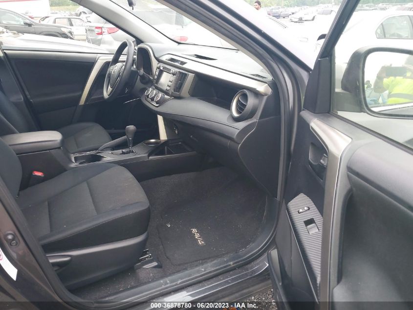 2015 TOYOTA RAV4 LE - JTMZFREVXFJ054388