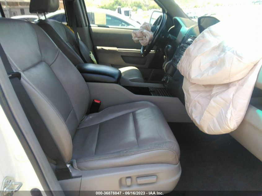 2013 HONDA PILOT TOURING - 5FNYF3H93DB030607