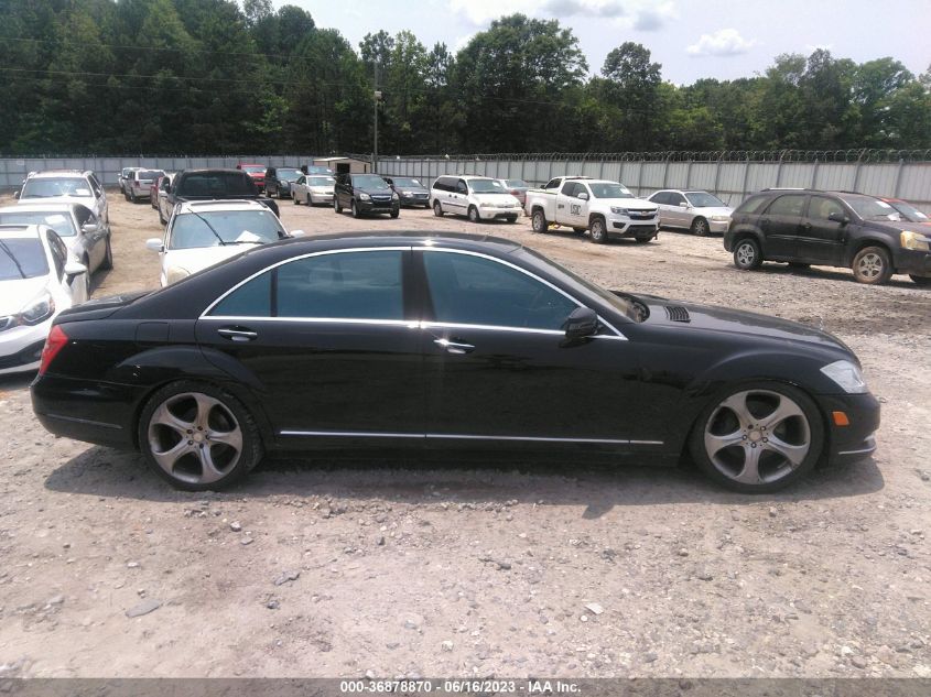 2013 MERCEDES-BENZ S-CLASS S 550 - WDDNG7DB3DA517109