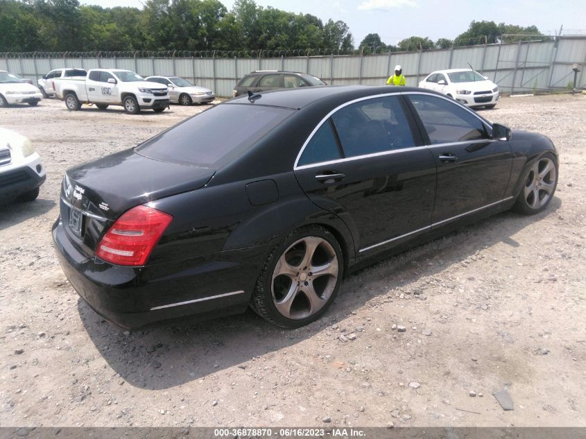2013 MERCEDES-BENZ S-CLASS S 550 - WDDNG7DB3DA517109