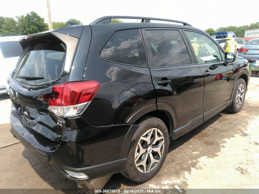 2019 SUBARU FORESTER PREMIUM - JF2SKAGC2KH557412