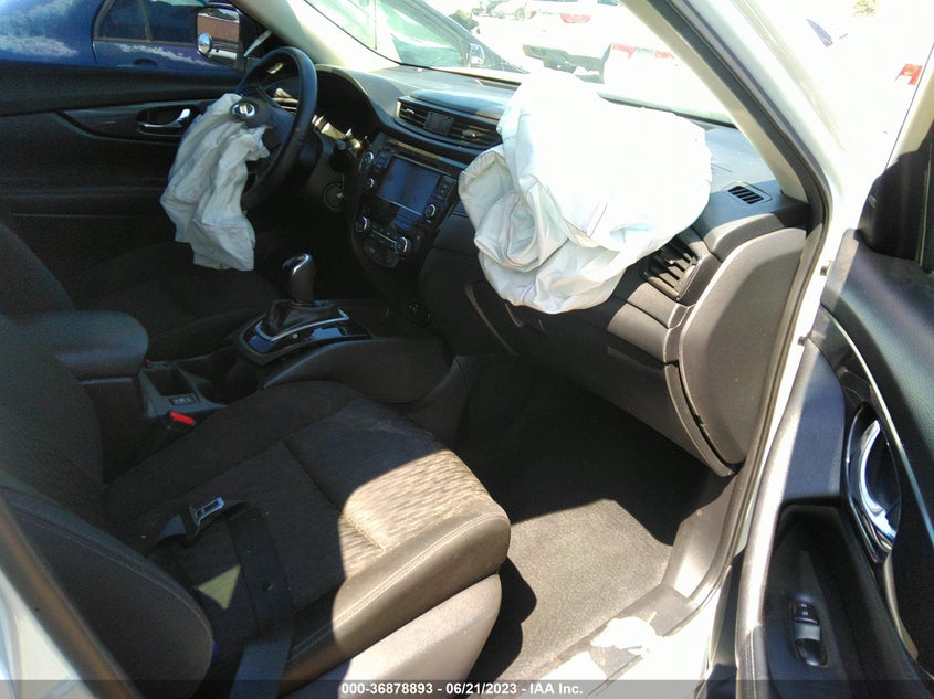 VIN KNMAT2MT8KP553646 2019 NISSAN ROGUE SV