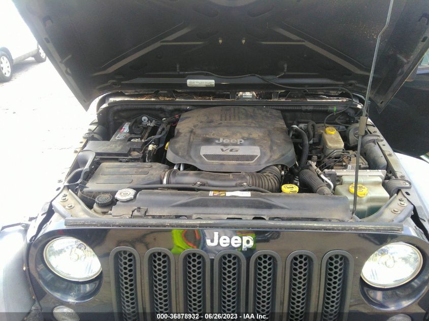 2015 JEEP WRANGLER UNLIMITED SPORT - 1C4BJWDG3FL525092