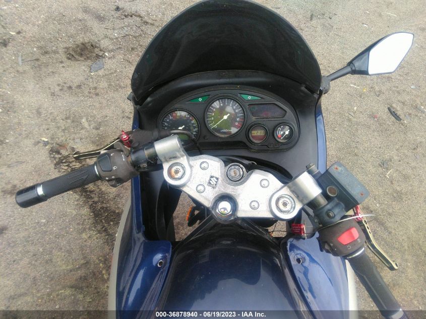 2005 SUZUKI GSX750 F JS1GR7GA752100422