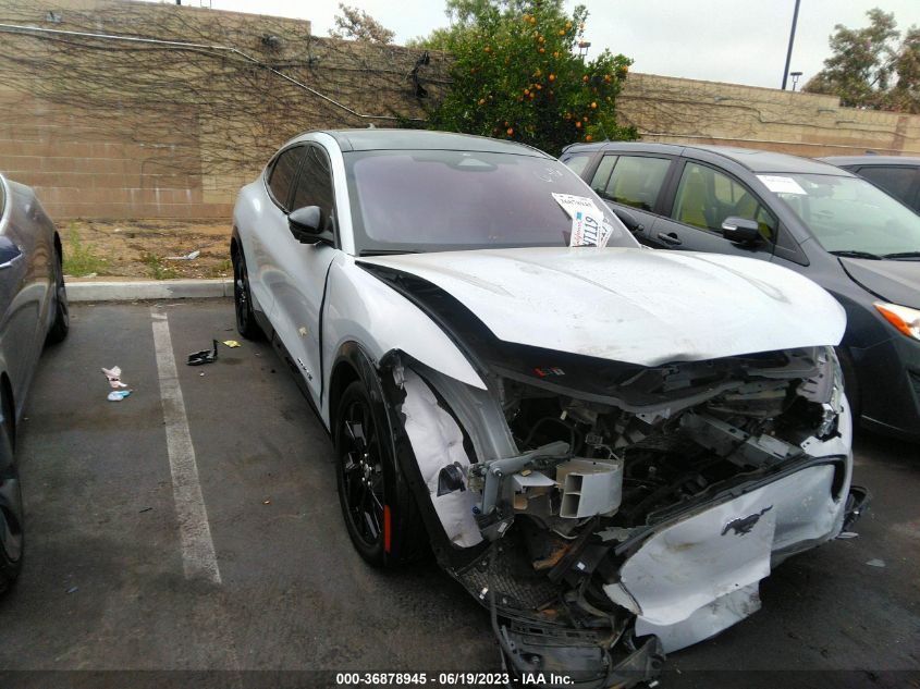 2021 FORD MUSTANG MACH-E PREMIUM - 3FMTK3R73MMA01621