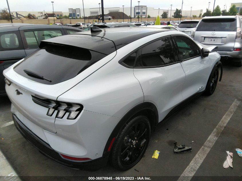 2021 FORD MUSTANG MACH-E PREMIUM - 3FMTK3R73MMA01621