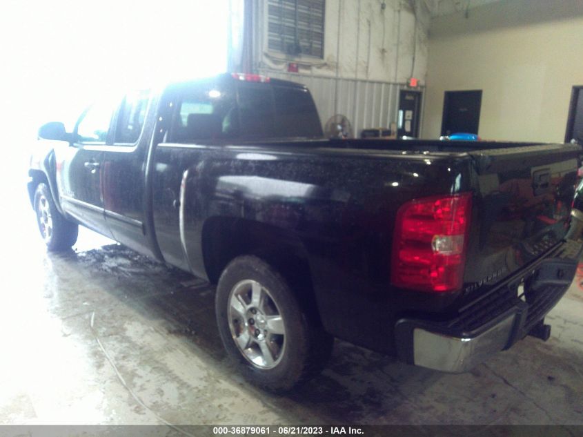 2013 CHEVROLET SILVERADO 1500 LTZ - 1GCRKTE73DZ283181