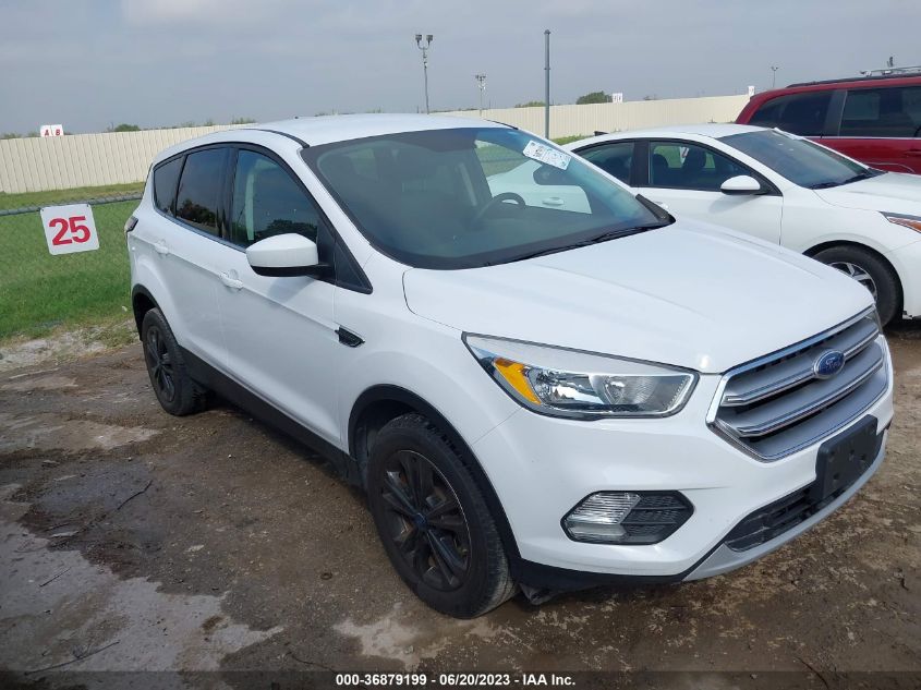 2017 FORD ESCAPE SE - 1FMCU9GD1HUC26076