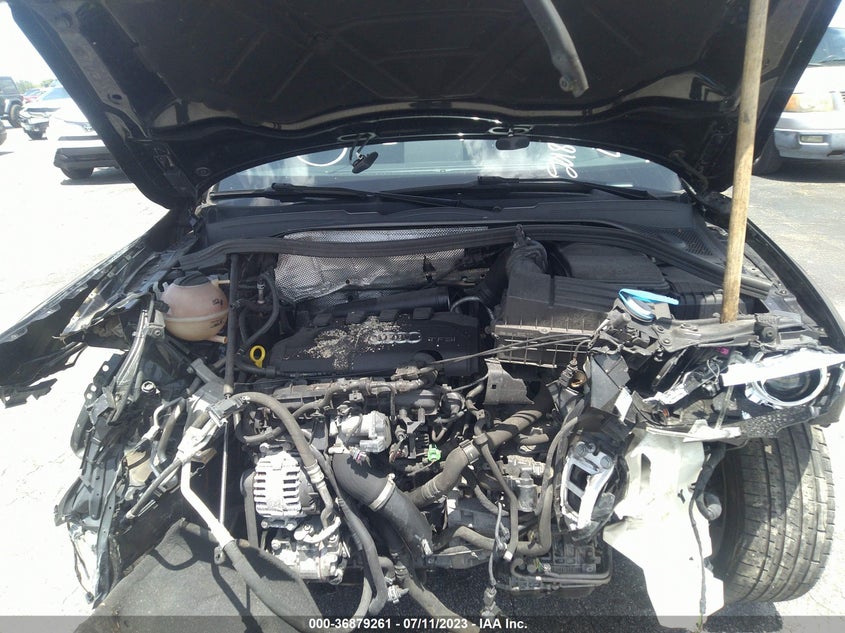 VIN WA1BCCFS1JR005855 2018 AUDI Q3 PREMIUM/SPORT PREMIUM
