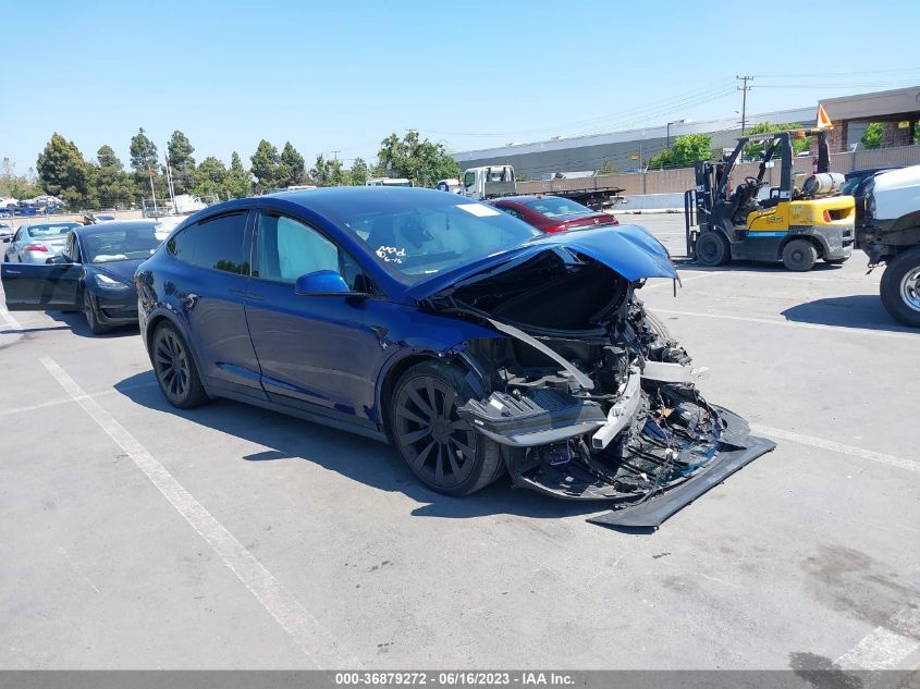2022 TESLA MODEL X PLAID - 7SAXCBE65NF349830