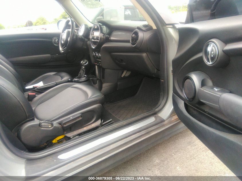 2016 MINI COOPER HARDTOP - WMWXP5C52G2D14293