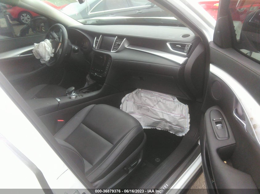 VIN 3PCAJ5BA0MF121865 2021 INFINITI QX50 LUXE