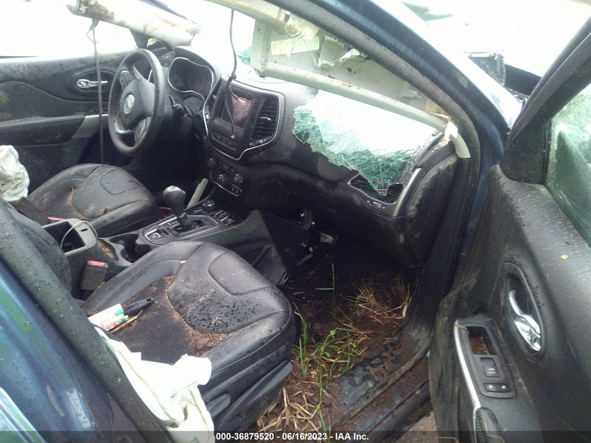 VIN 1C4PJMLB4MD167749 2021 JEEP CHEROKEE LATITUDE PLUS