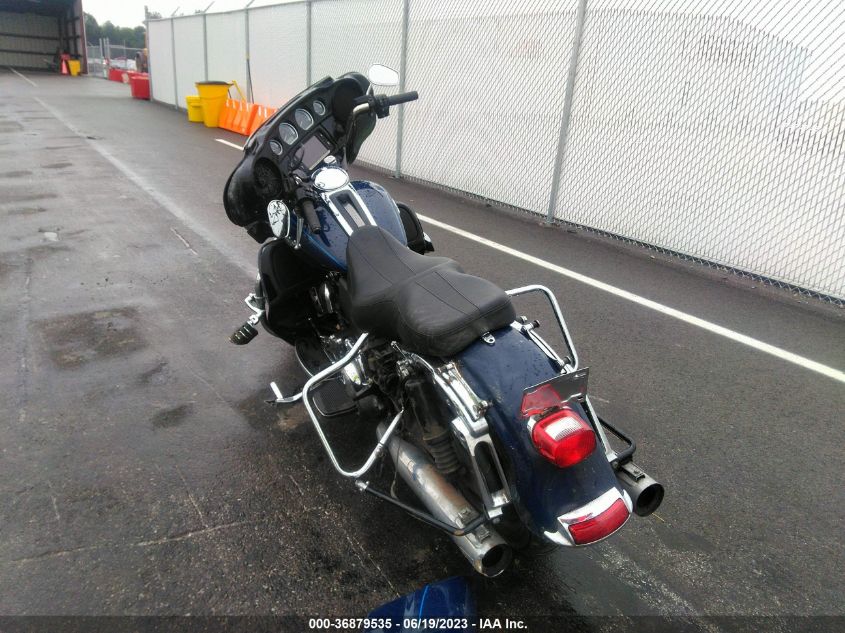 2016 HARLEY-DAVIDSON FLHTK SHRINE ULTRA LIMITED - 1HD1KNL12GB617686