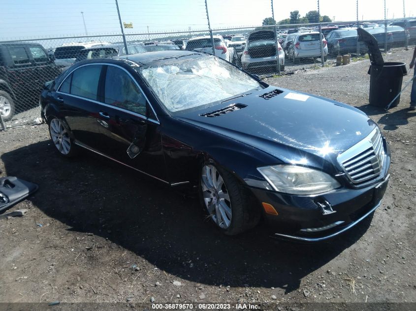 2013 MERCEDES-BENZ S-CLASS S 550 - WDDNG7DB3DA518695