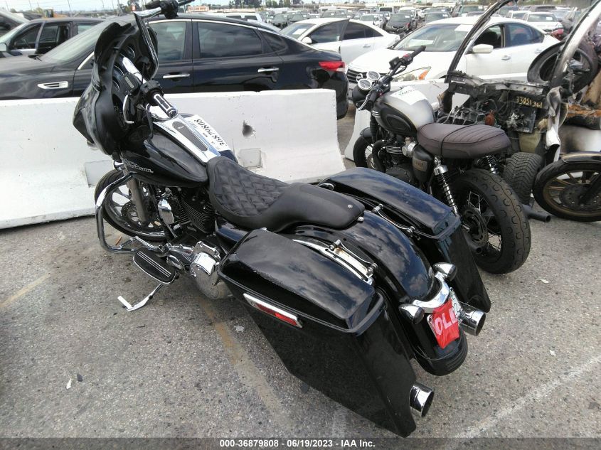 2014 HARLEY-DAVIDSON FLHX STREET GLIDE - 1HD1KBM31EB606934