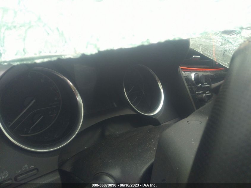 2018 TOYOTA CAMRY LE/SE/XLE/L - 4T1B11HK0JU128827