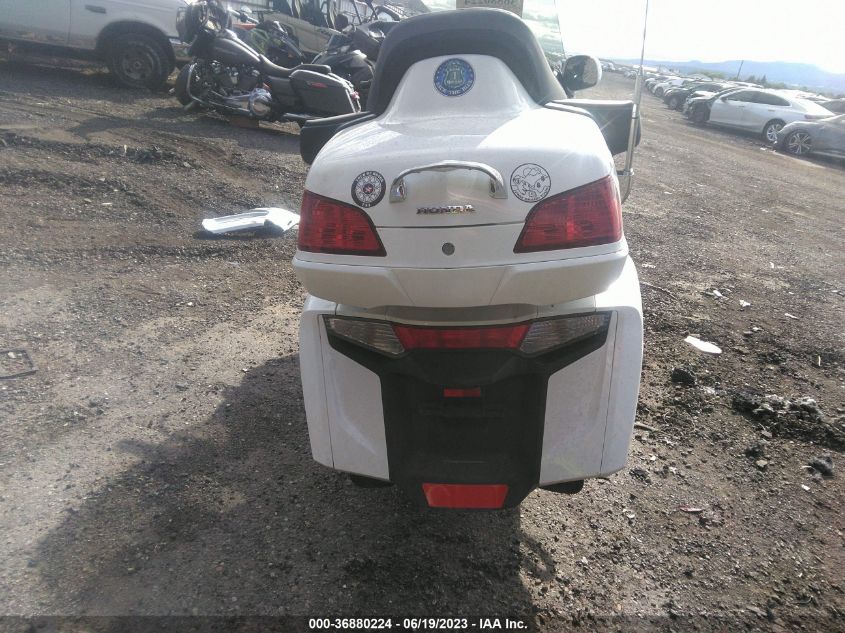 2012 HONDA GL1800 JH2SC68L6CK000117