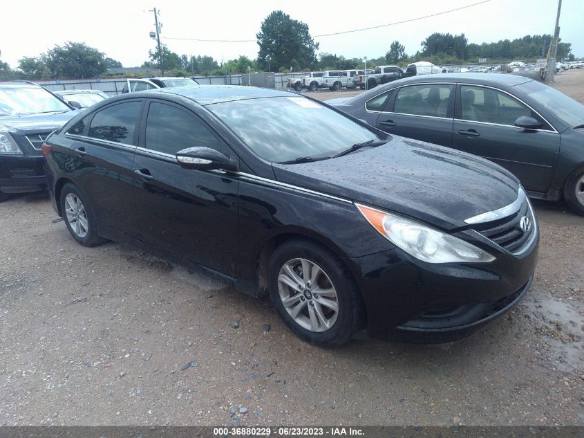 2014 HYUNDAI SONATA GLS - 5NPEB4AC6EH823090