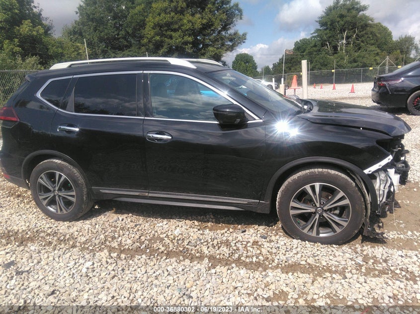 VIN 5N1AT2MT2JC735781 2018 NISSAN ROGUE S/SL