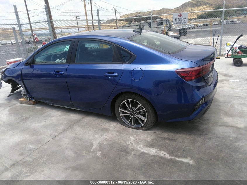 VIN 3KPF24AD4PE528512 2023 KIA FORTE LXS